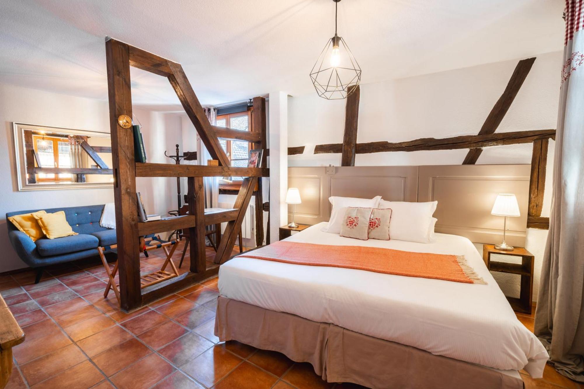 Appartements - La Cour St Fulrad Saint-Hippolyte  Bagian luar foto